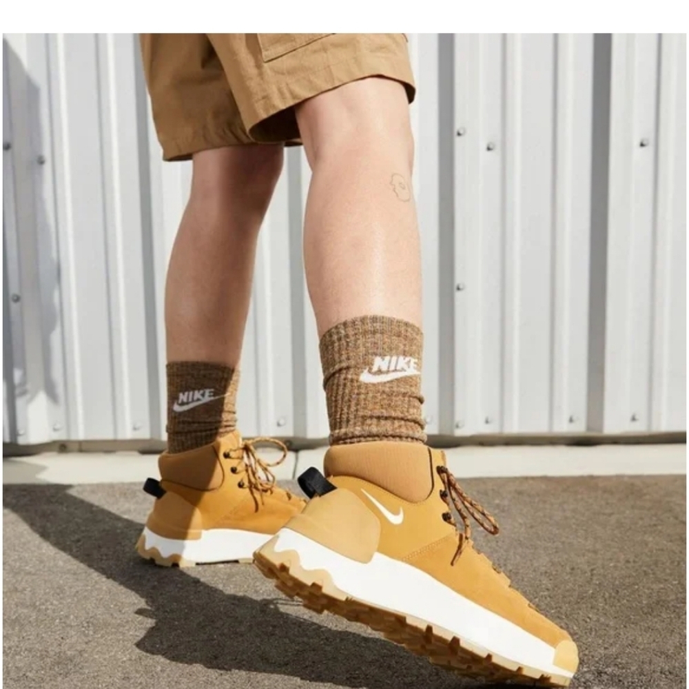 Nike City Classic Sneaker Boots Wheat Camel Tan Brown - Size 8 NWOT No Box - Picture 15 of 15